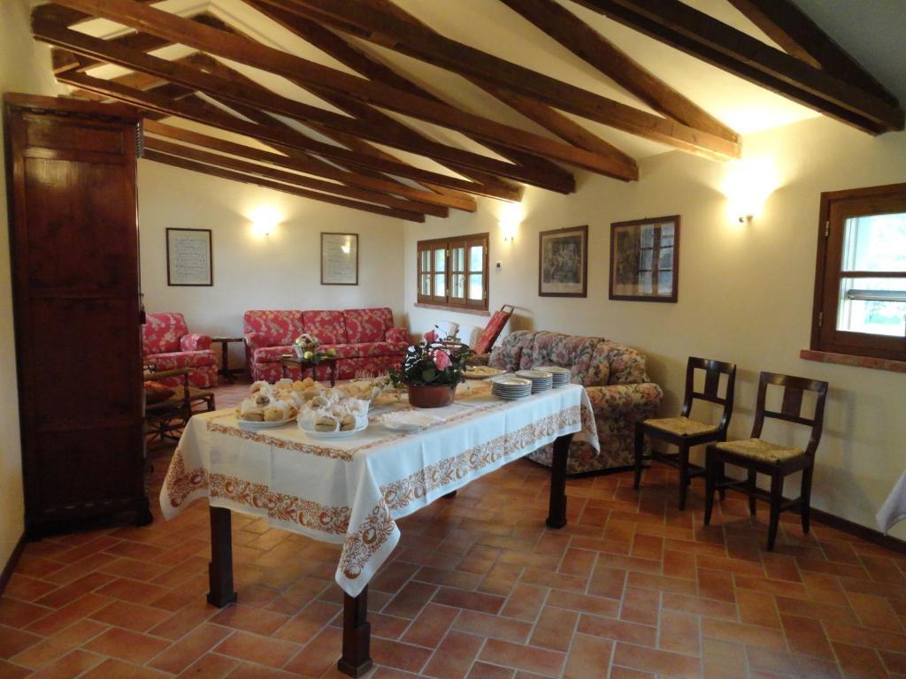 Agriturismo Santa Maria Bressanoro Castelleone Eksteriør bilde